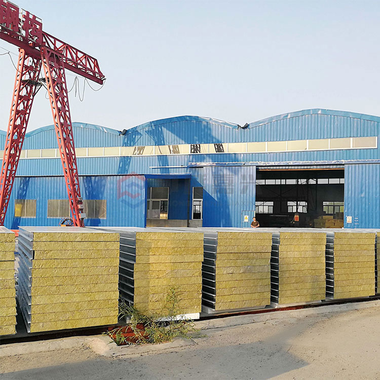 通辽复合夹芯彩钢板